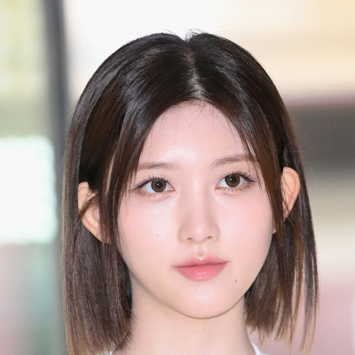 가을 (IVE)